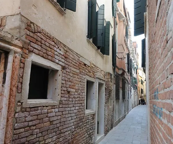 Apartament Uncharted - Ca' Santa Croce *