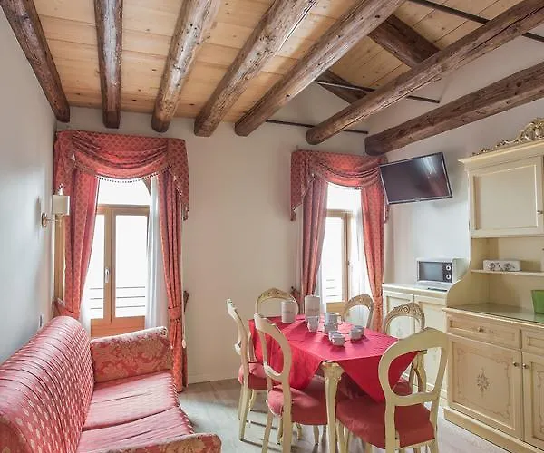 Uncharted - Ca' Santa Croce Apartament *