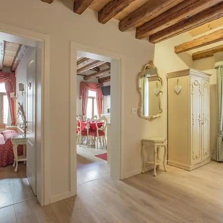 Uncharted - Ca' Santa Croce * Venetië