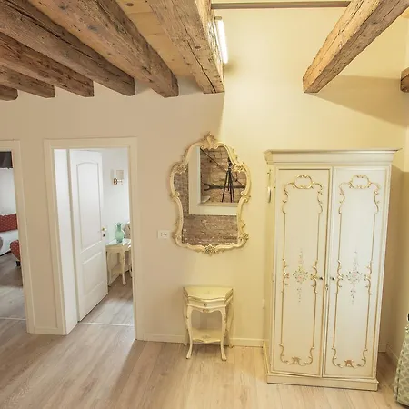 Uncharted - Ca' Santa Croce Venetië