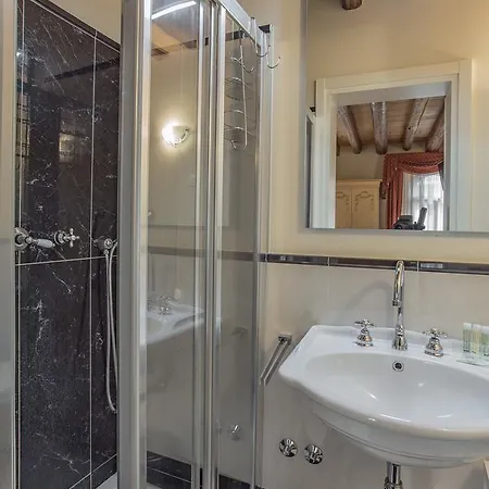 Uncharted - Ca' Santa Croce Appartement